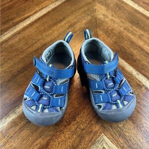 KEEN Newport H2 Sandals Kids toddler US 6 Blue Waterproof Water Shoes Hiking